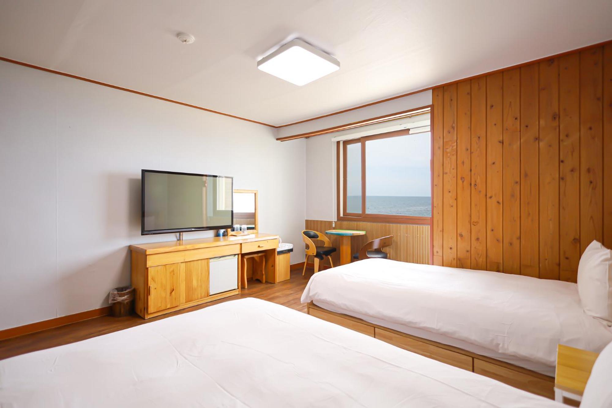 Fantastic Ocean View Sydney Hotel Jeju Bagian luar foto