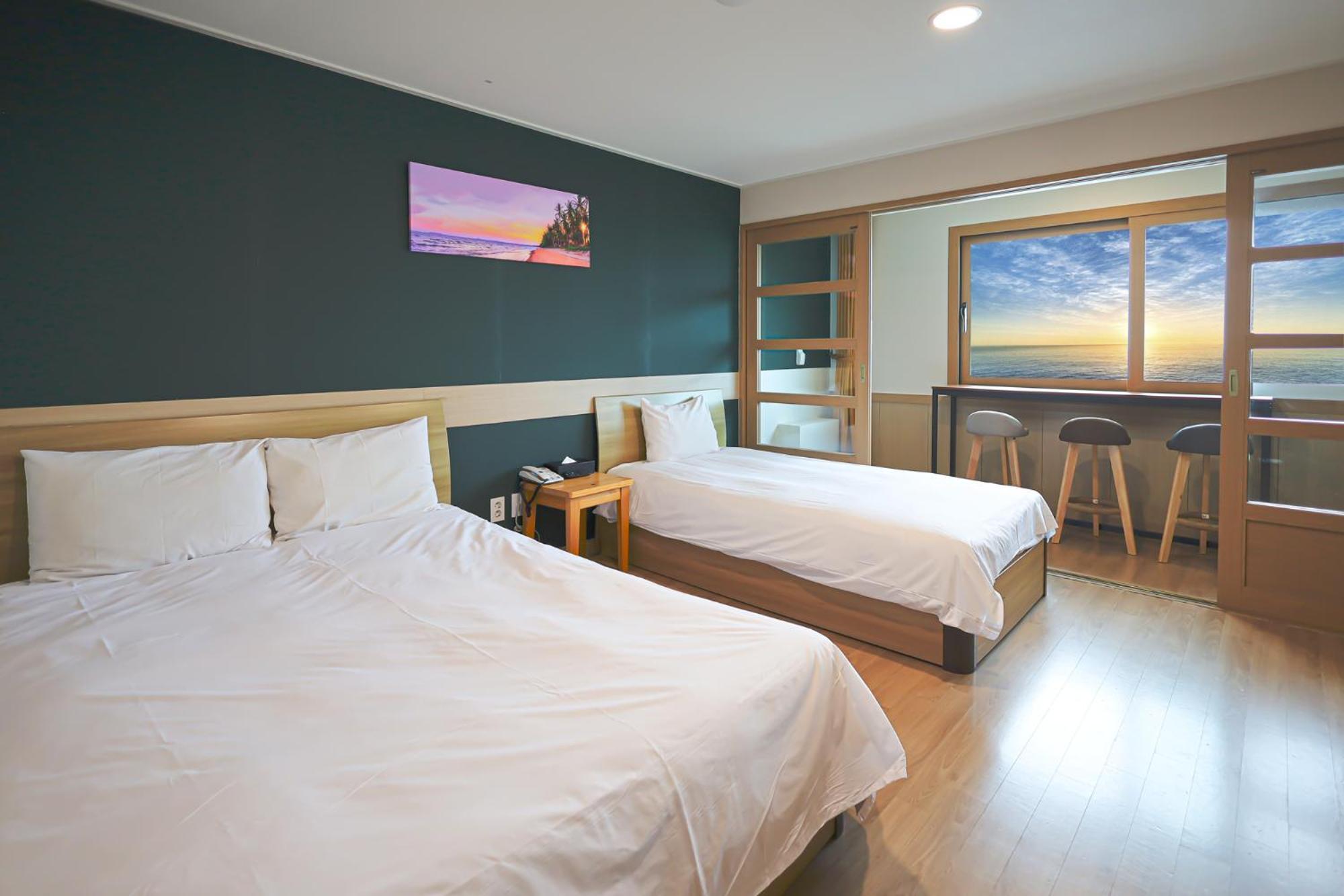 Fantastic Ocean View Sydney Hotel Jeju Bagian luar foto